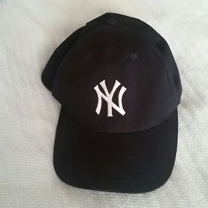 New York Yankees baseball hat